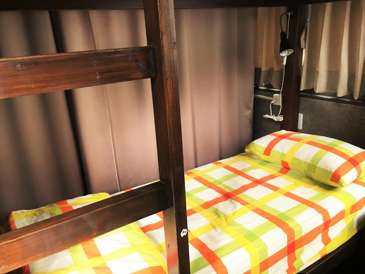 Good Garden Female Hostel Тайнань Экстерьер фото