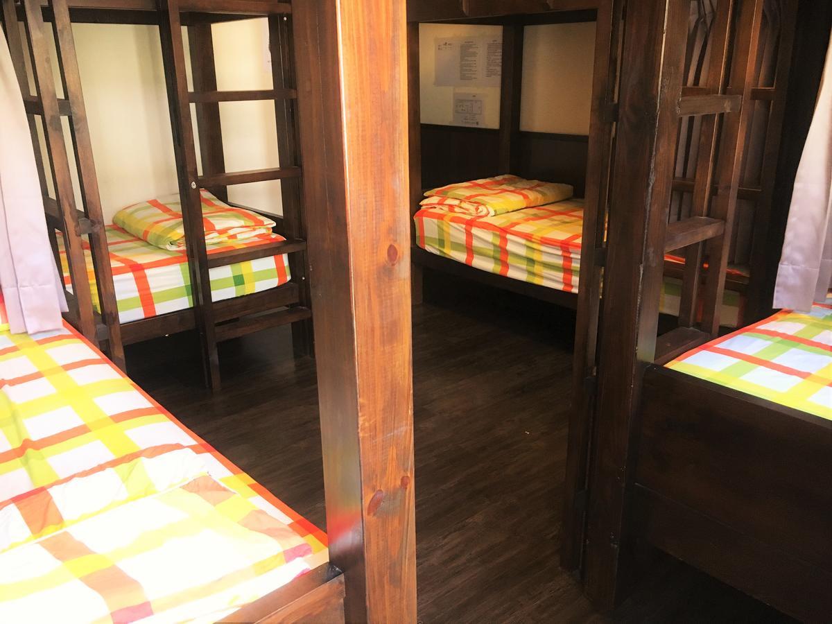 Good Garden Female Hostel Тайнань Экстерьер фото